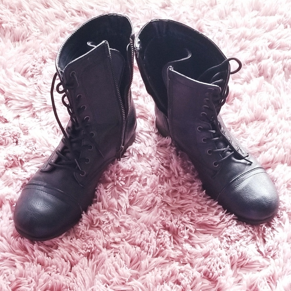 Women's Combat Boots